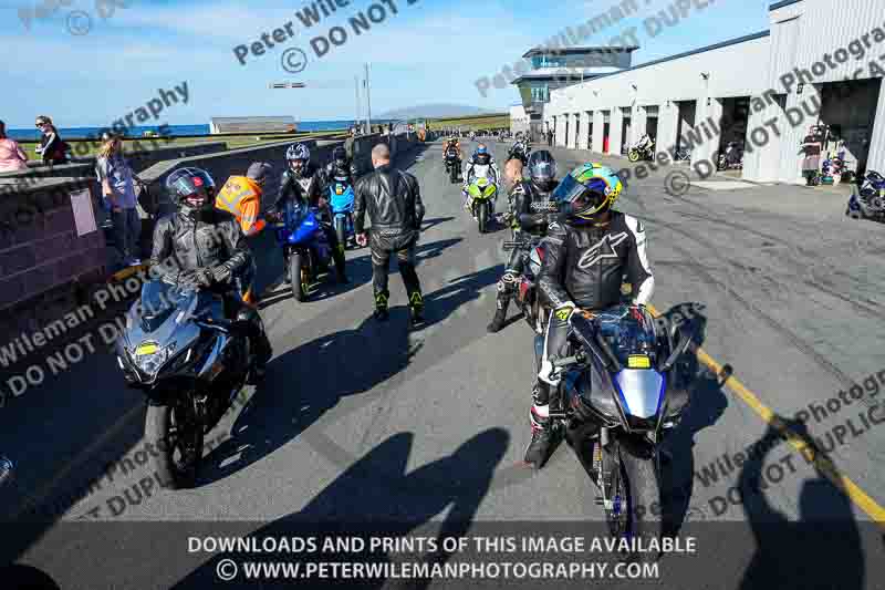 anglesey no limits trackday;anglesey photographs;anglesey trackday photographs;enduro digital images;event digital images;eventdigitalimages;no limits trackdays;peter wileman photography;racing digital images;trac mon;trackday digital images;trackday photos;ty croes